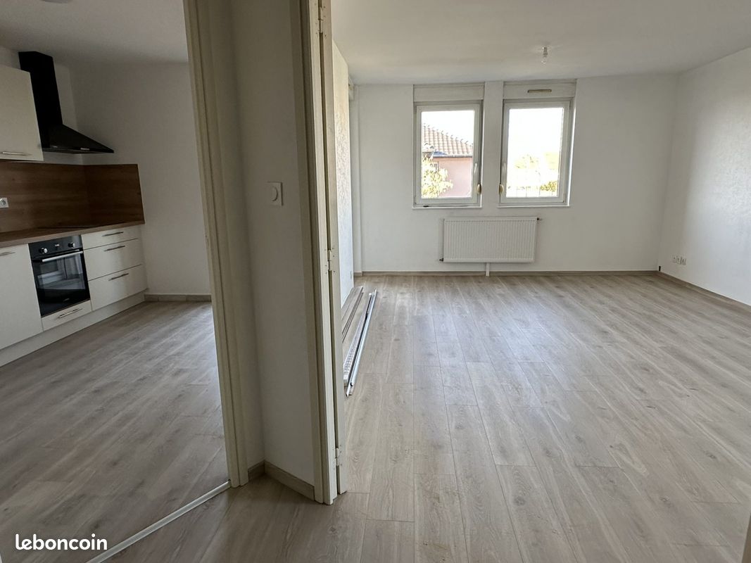Appartement 3 pièces 104 m² · à Colmar · 104 m² · 998 €