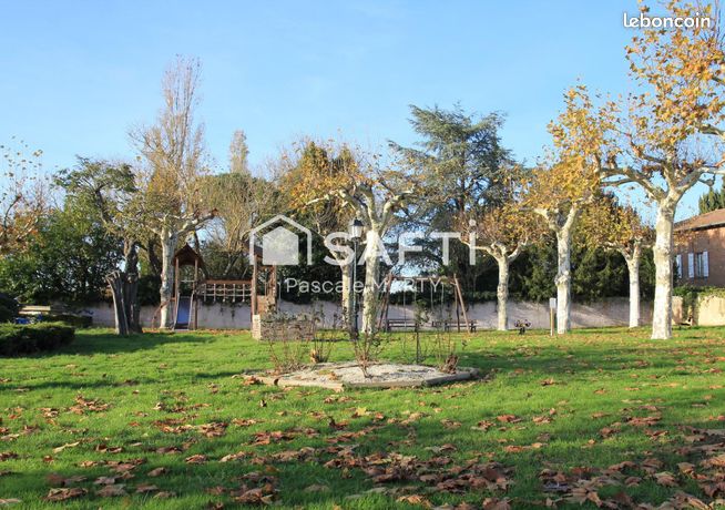 Terrain 690 m² GARGAS