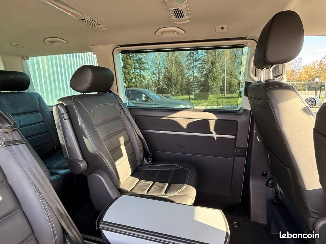 Volkswagen Multivan T6.1 2.0 TDI 199 cv 4MOTION Generation (image 33)