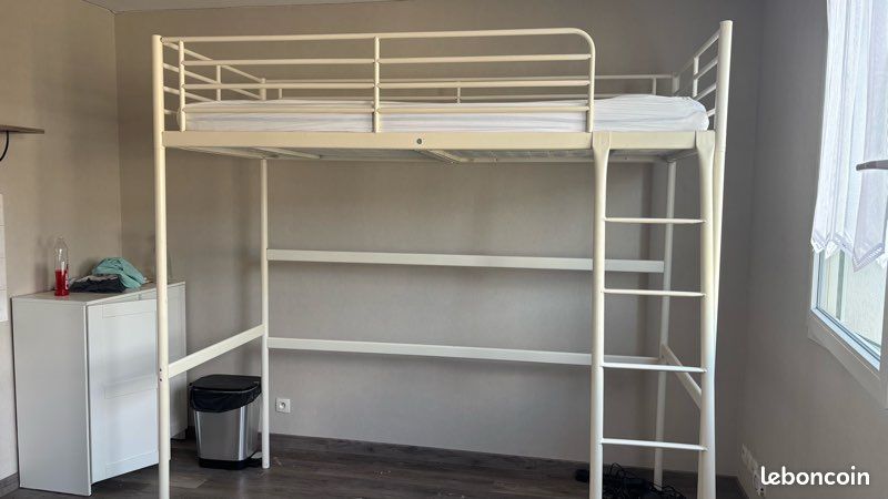 Lit mezzanine 1 place (image 1)