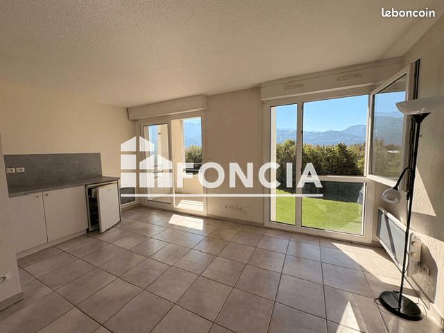 Appartement 1 pièce 30 m² · à Meylan · 30 m² · 631 €/mois