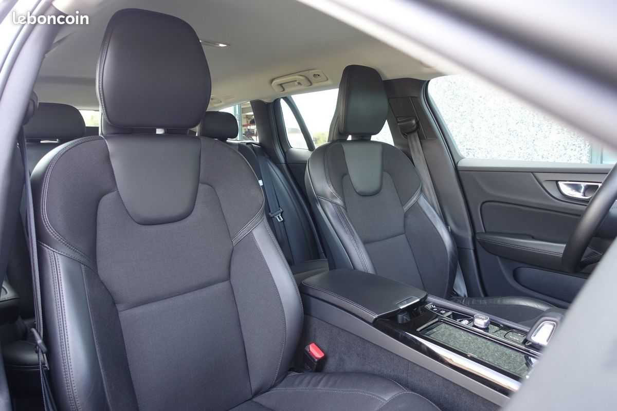 V60 T6 Awd Momentum Hybride Rechargeable Geartronic Phev 340ch Semi-cuir/Gps Europe/Carplay/Hayon électrique/Full LED/Régulateur/1*Main/Garantie 12 mois (image 9)