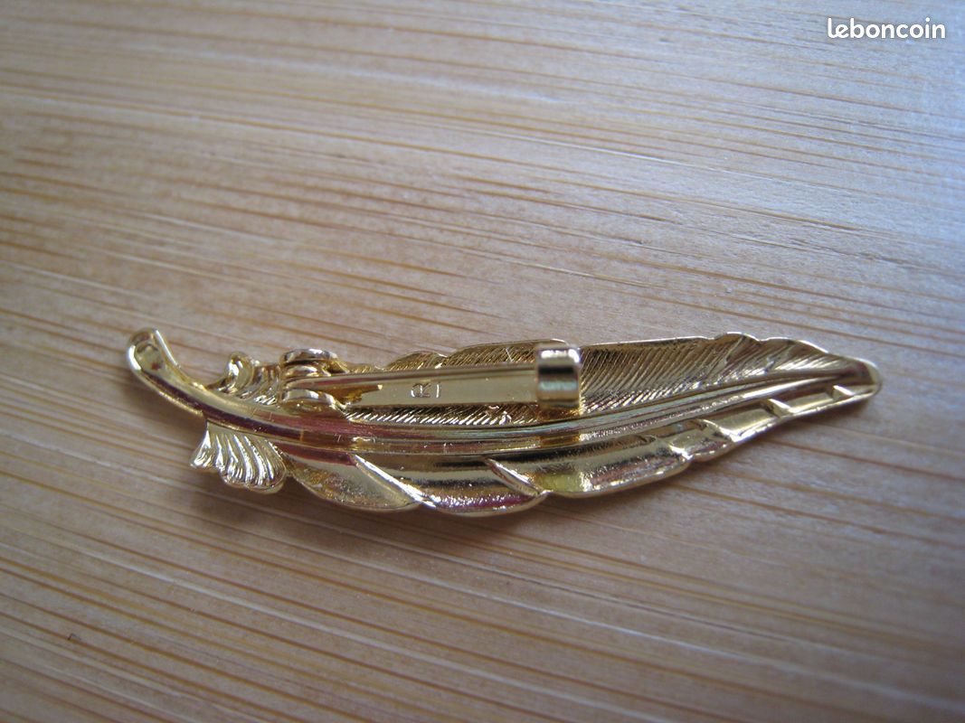 Broche Ancienne Vintage En Forme De Plume - Bijou En Métal Doré, Occasion Bon état