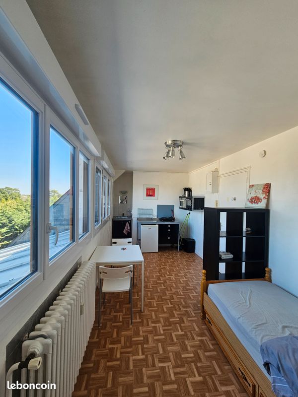 Appartement 1 pièce 16 m² · à Laval · 16 m² · 300 €/mois