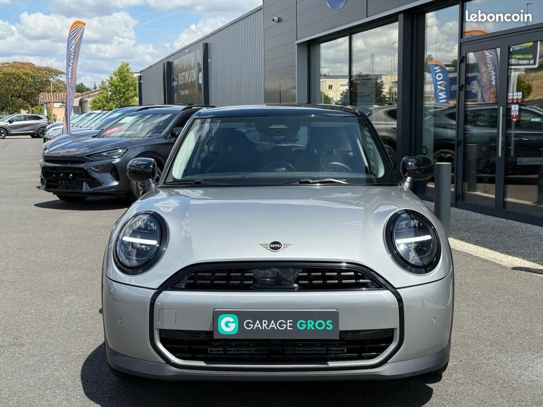 Mini Cooper F65 156 ch DKG7 C Classic (image 23)