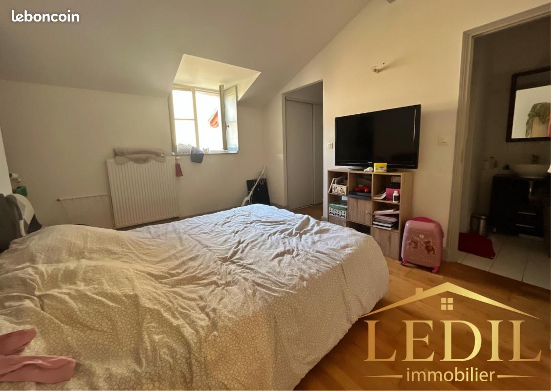 Appartement 4 pièces 103 m² - Larressore 64480 (image principale 3)