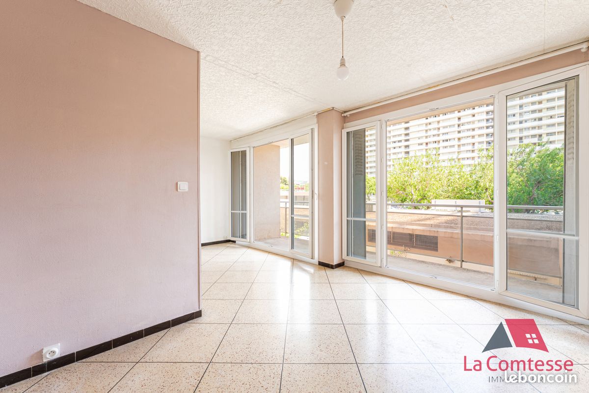 Appartement 3 pièces 69 m² · à Marseille · 69 m² · 148 000 €