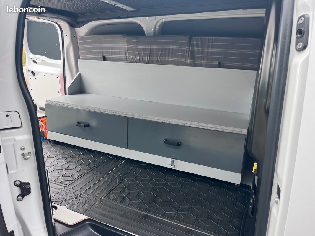 Citroen jumpy vu 2.0 bluehdi 145 ch m pack premium connect (image 9)