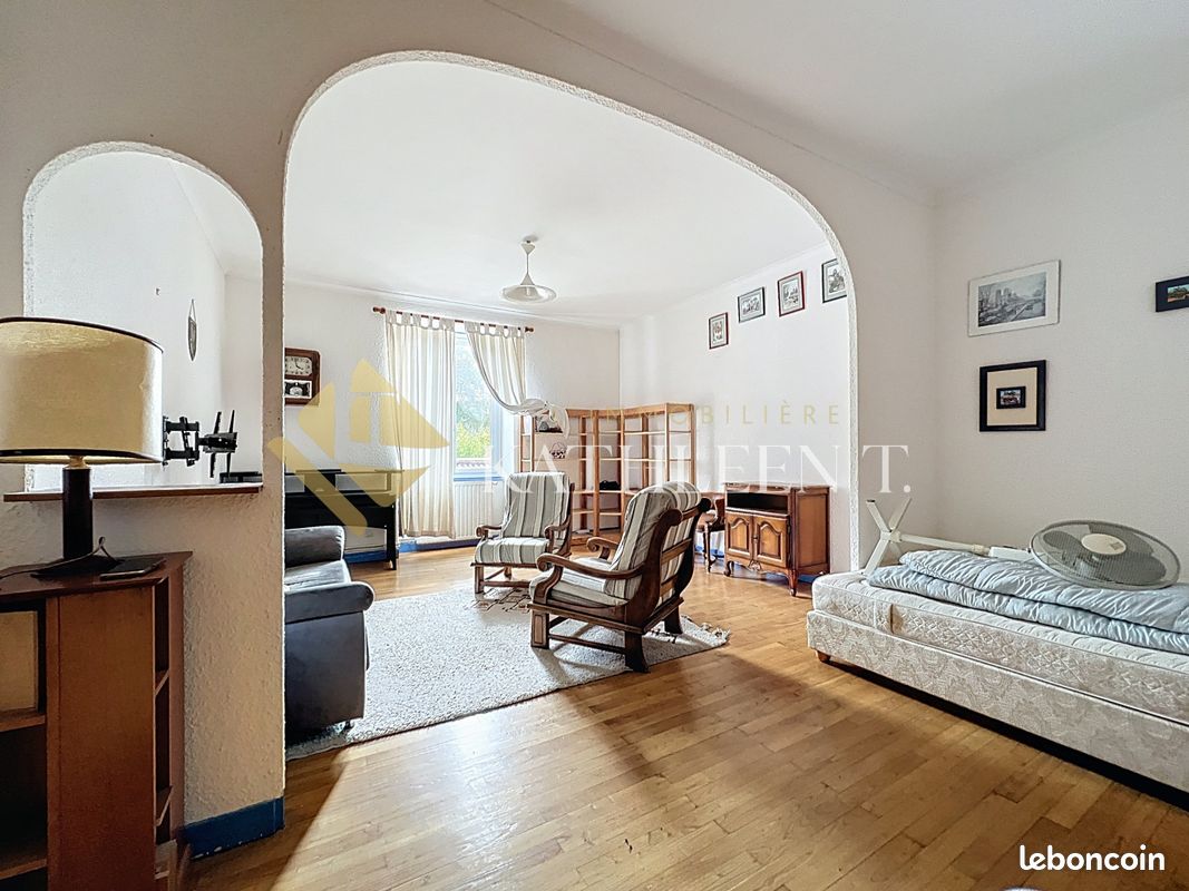 Appartement 3 pièces 87 m² · à Bourgoin-Jallieu · 87 m² · 750 €/mois