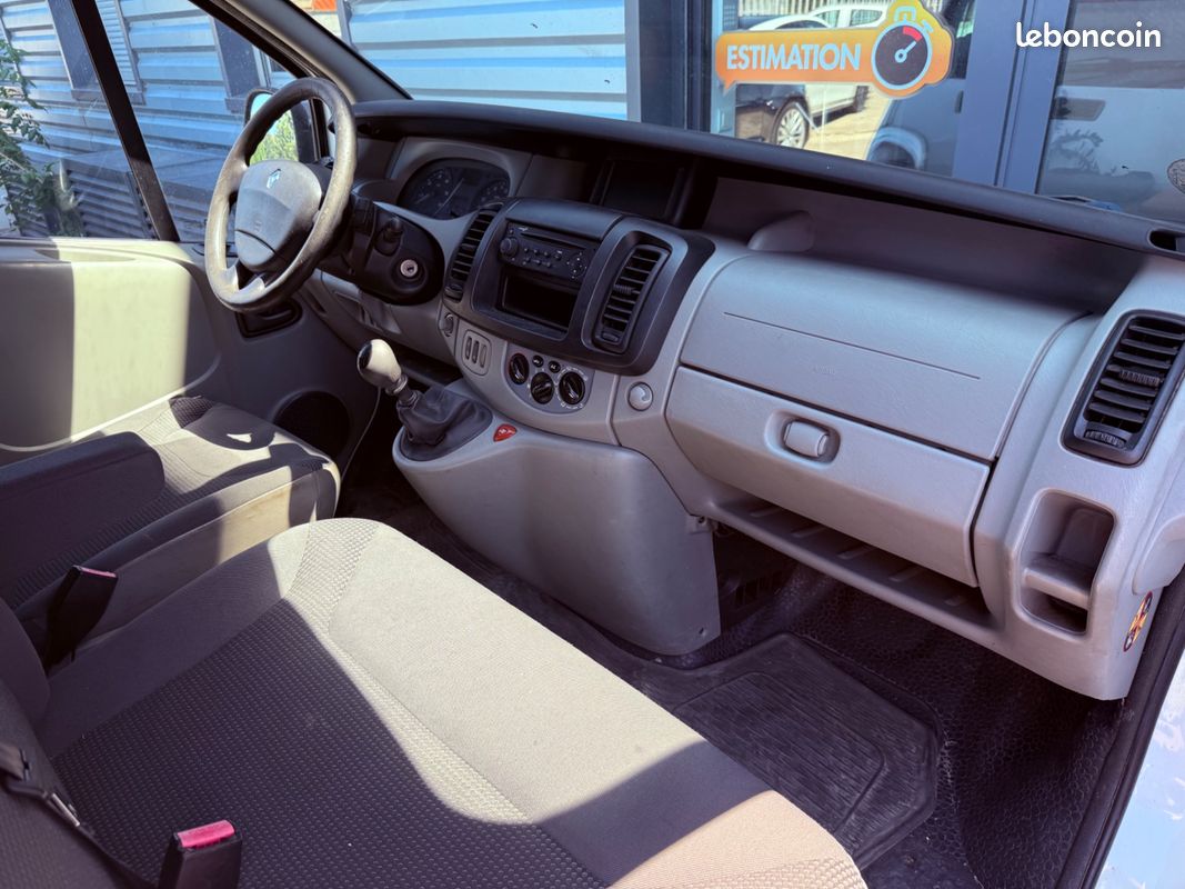 RENAULT TRAFIC VU FOURGON 2.0 DCI 115ch L1 H1 (image 10)