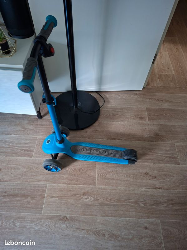 Trotinette électrique Globber (image 1)