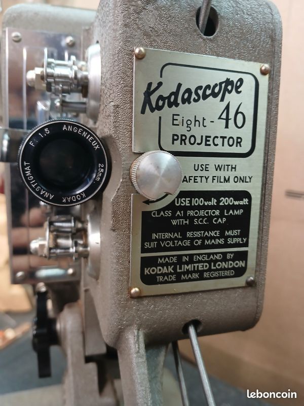 Projecteur Kodascope Eight-46 vintage – 8 mm – avec