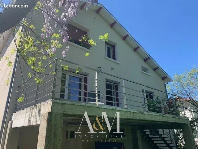 Maison 7 pièces 122 m² · à Angoulême · 122 m² · 232 000 €