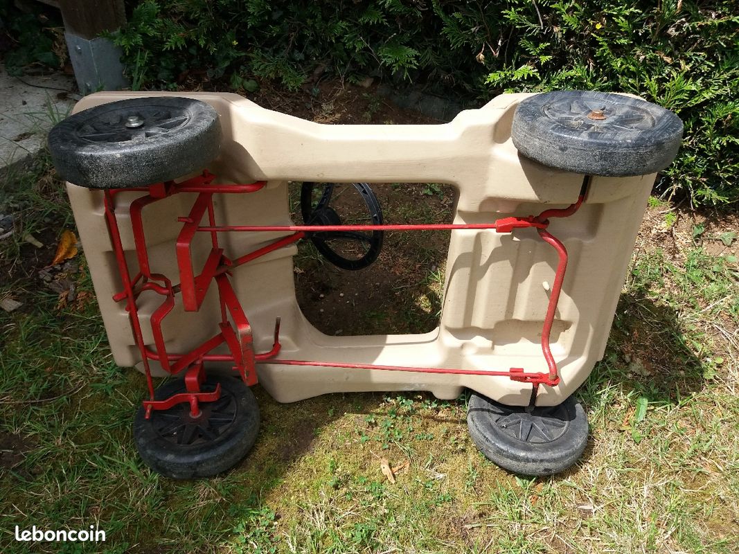 Voiture à pédale jeep (image 2)