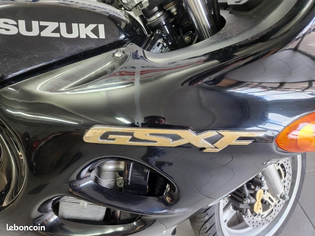 Suzuki GSX 750 F (image 6)