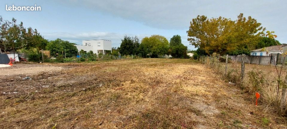 Terrain 1031 m² · à La Tremblade · 183 000 €
