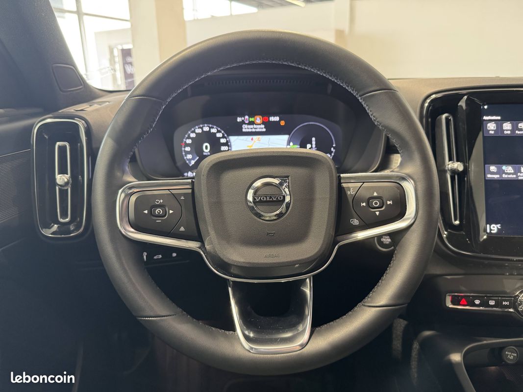 VOLVO XC40 T4 Recharge 129+82 ch DCT7 Start (image 20)