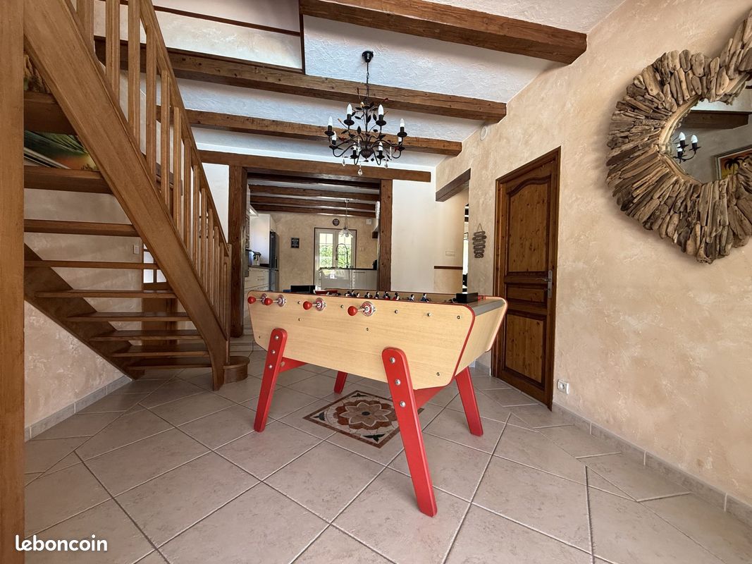 Villa 7 pièces 220 m² (image 16)