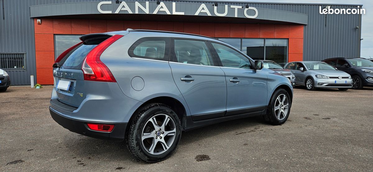 Volvo XC60 D3 163 CH DRIVE MOMENTUM BOITE MECANIQUE (image 9)