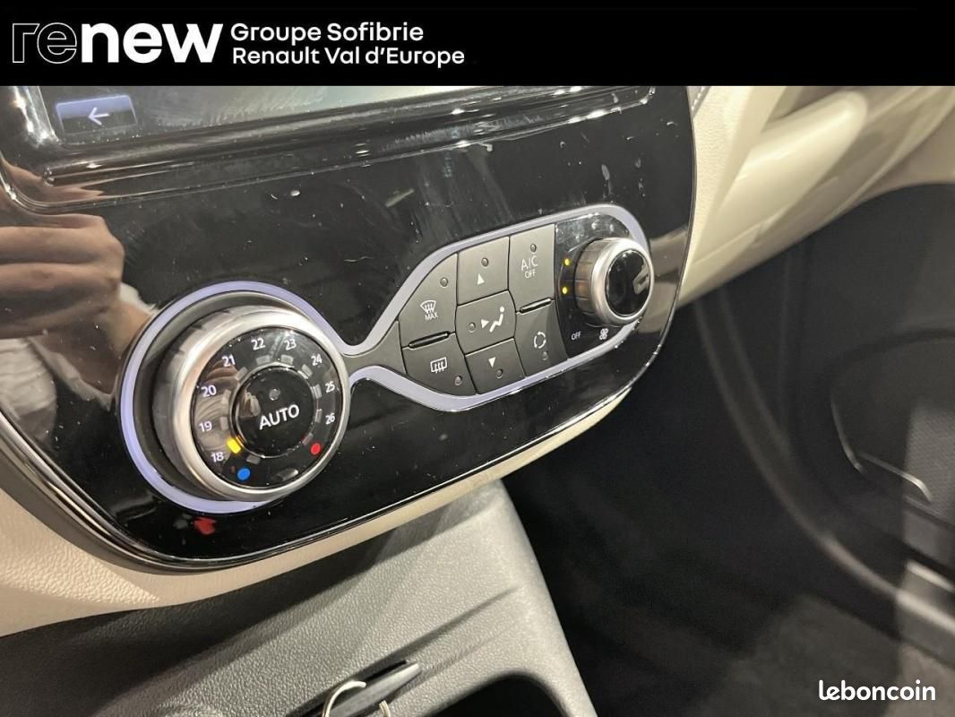 Renault Captur TCe 150 FAP EDC Initiale Paris (image 35)