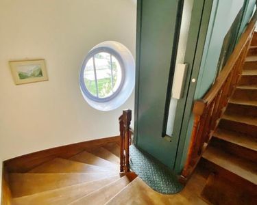 Maison 1 495 000 € - 328 m²