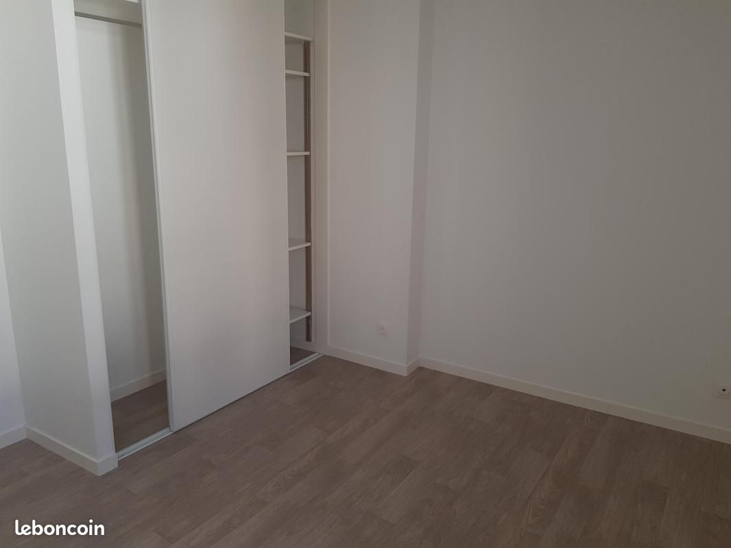 Appartement 4 pièces 74 m² · à Dijon · 74 m² · 888 €/mois