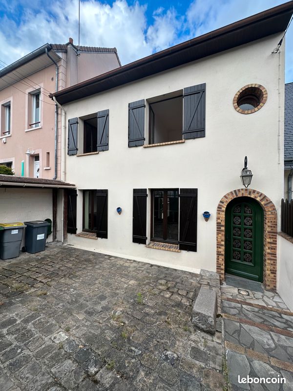 Maison 6 pièces 123 m² · à Sartrouville · 123 m² · 560 000 €