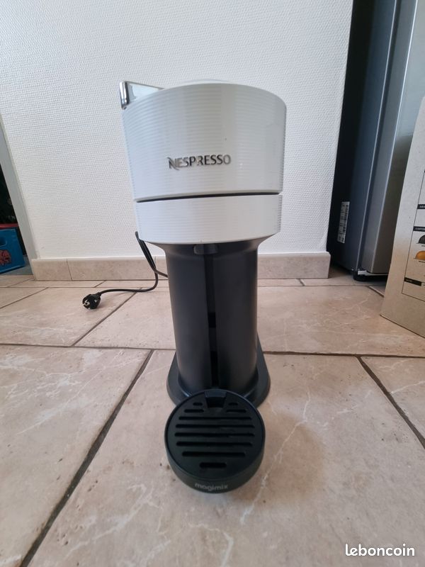 Cafetière Nespresso Vertuo Next (image 2)