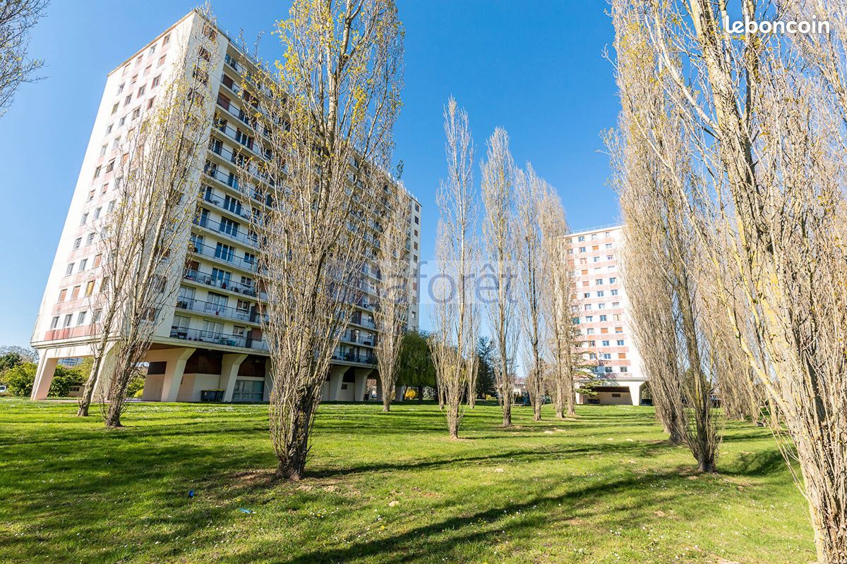 Appartement 3 pièces 65 m² · à Longjumeau · 65 m² · 139 500 €