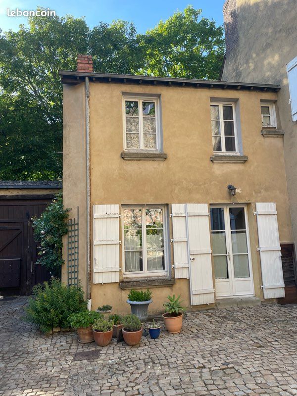 Maison 3 pièces 49 m² · à Le Mans · 49 m² · 700 €