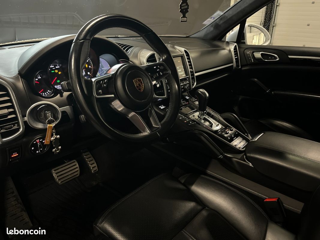 PORSCHE CAYENNE 3.6 V6 440 ch GTS Tiptronic A (image 14)