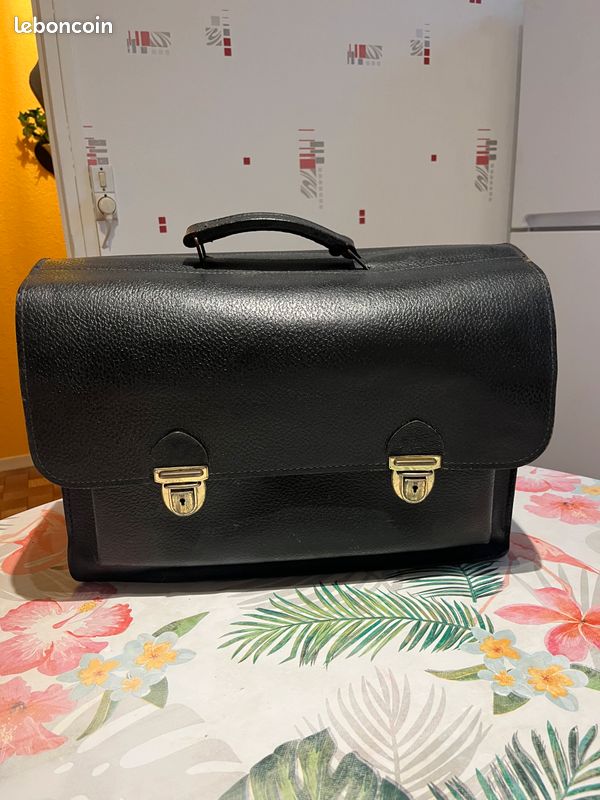 Cartable en cuir (image 1)