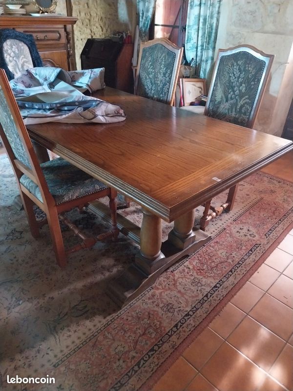 Table (image 1)
