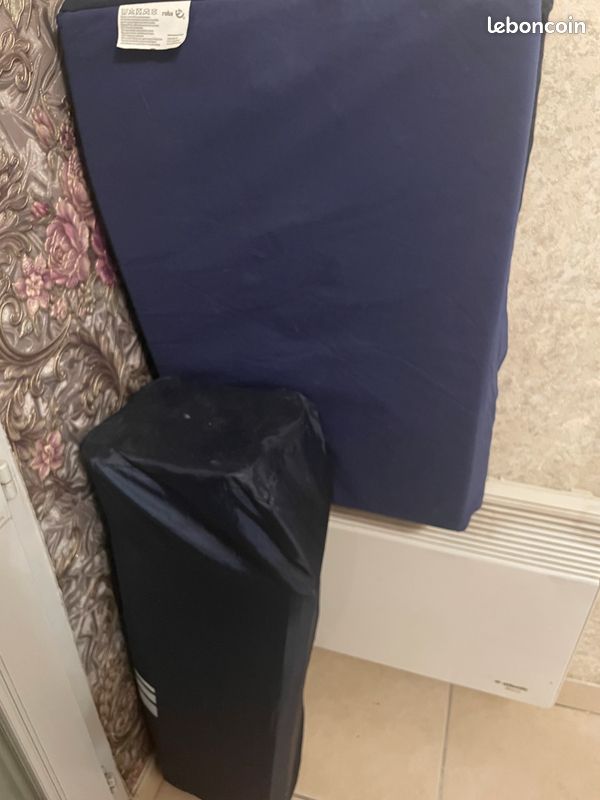 Lit parapluie bébé avec son matelas (image 2)
