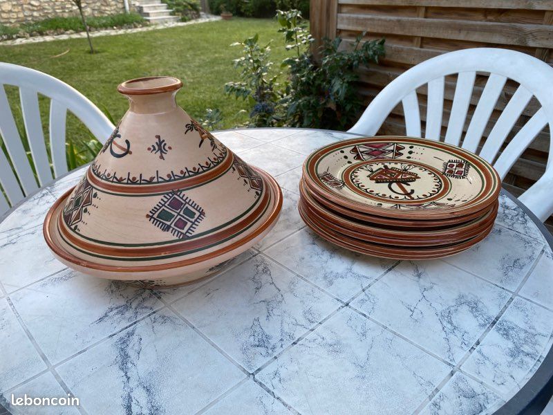 Plat tagine et assiettes assorties (image 5)