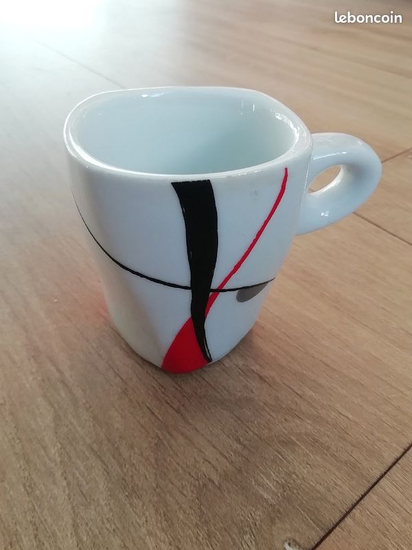 Petite tasse à café (image 1)