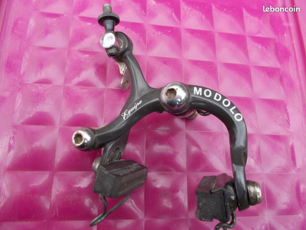 Etrier de frein Biting Performance supermotard 100mm