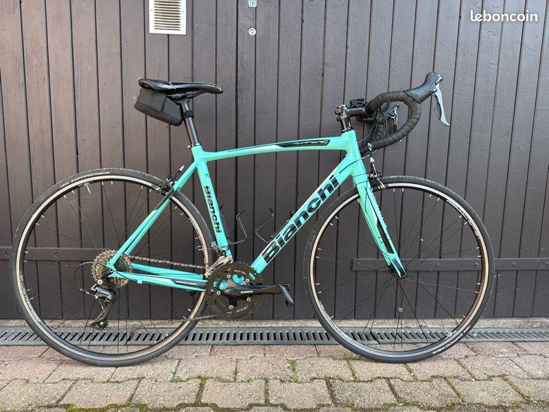 Vélo De Route BIANCHI VIA NIRONE7 – Homme, Très Bon état (facture Dispo)