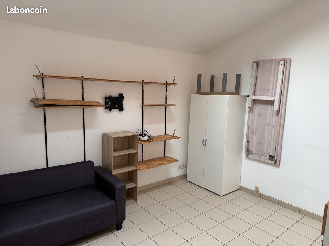 Appartement 1 pièce 18 m² · à Lille · 18 m² · 410 €/mois