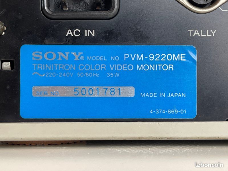 Moniteur vidéo couleur Sony Trinitron PVM-14L2MD - Alternup Medical