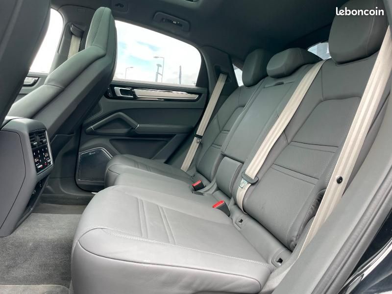 Porsche Cayenne Coupe 3.0 V6 462ch E-Hybrid Platinum Edition (image 11)