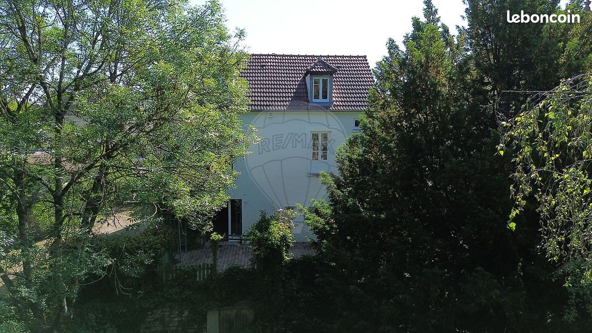 Maison 5 pièces 144 m² · à Nevers · 144 m² · 264 000 €