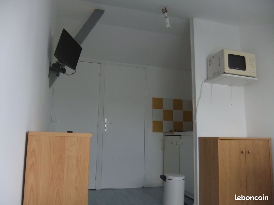 Appartement 2 pièces 15 m² · à La Roche-sur-Yon · 15 m² · 400 €