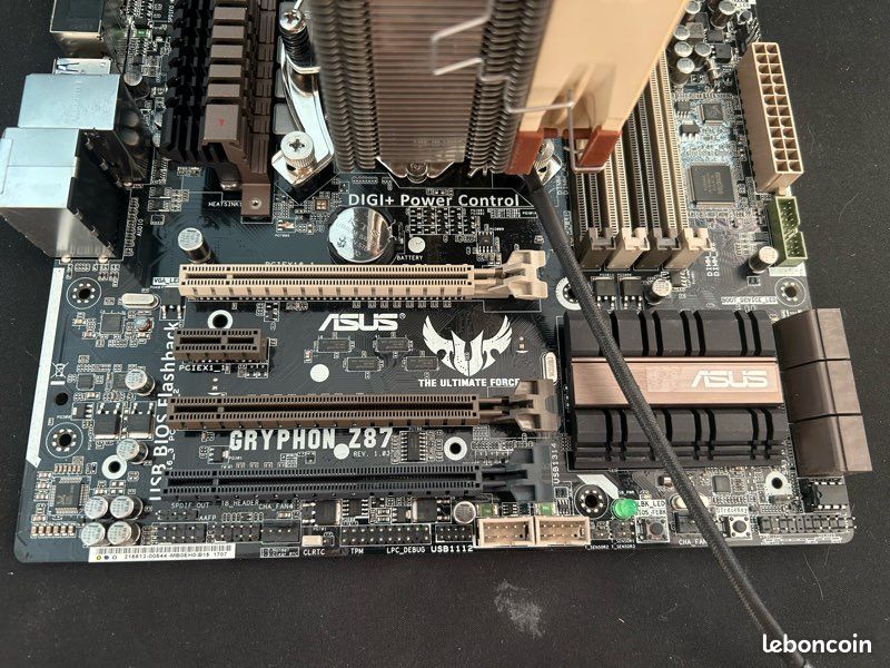 Carte mère ASUS gryphon z87 et CPU intel I7 4770K (image 6)