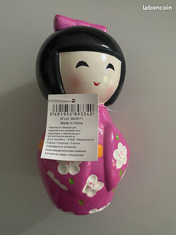 Tirelire Kokeshi rose - 17 cm de haut (image 3)