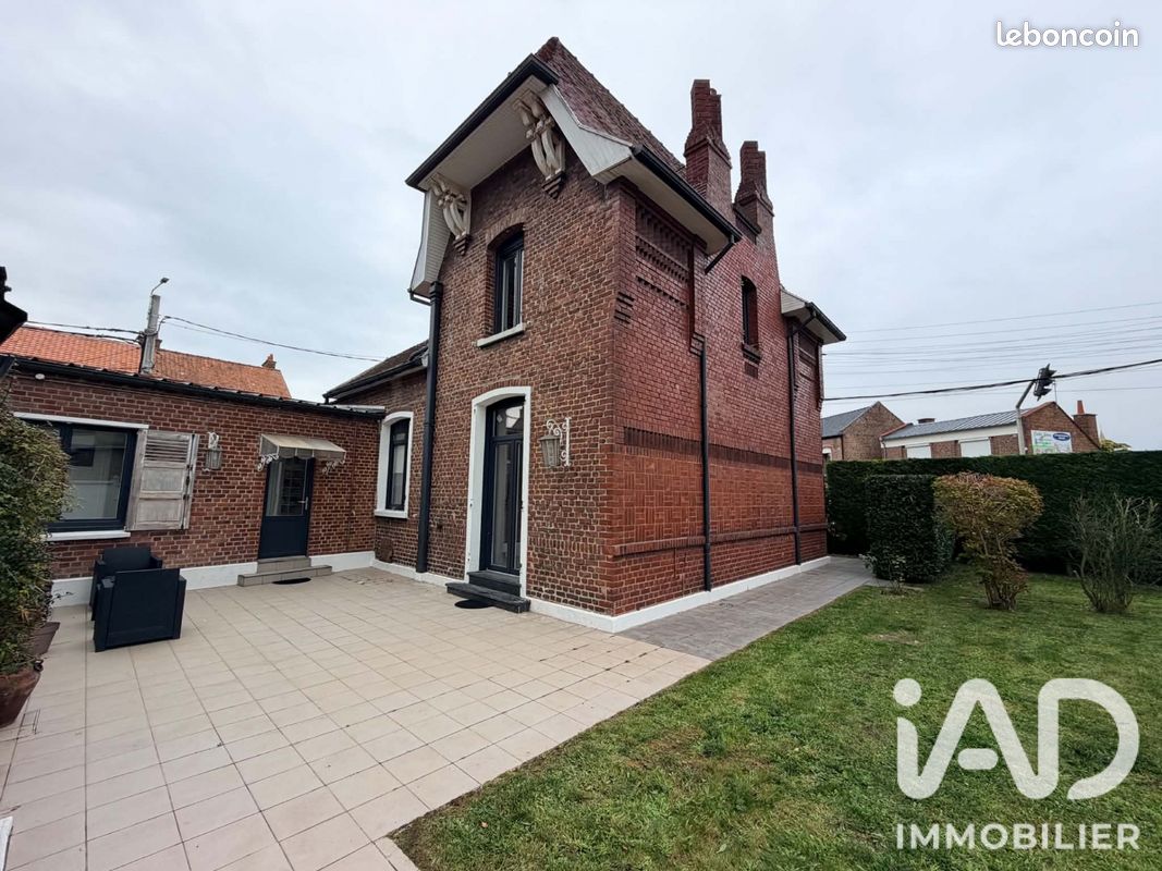 Maison 5 pièces 113 m² · à Vendin-le-Vieil · 113 m² · 229 900 €