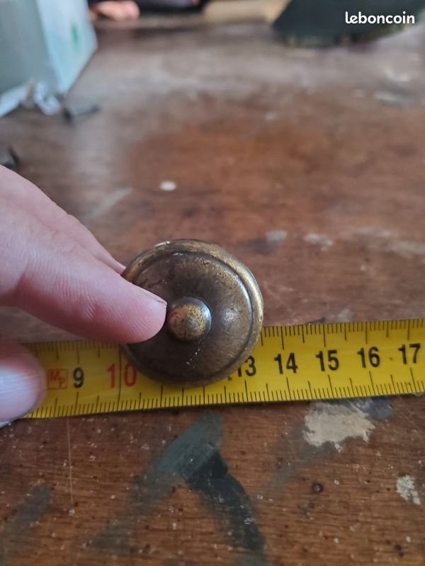 Lot de 3 boutons de meuble anciens en laiton massif – Ø 35 mm – Qualité lourde (image 4)