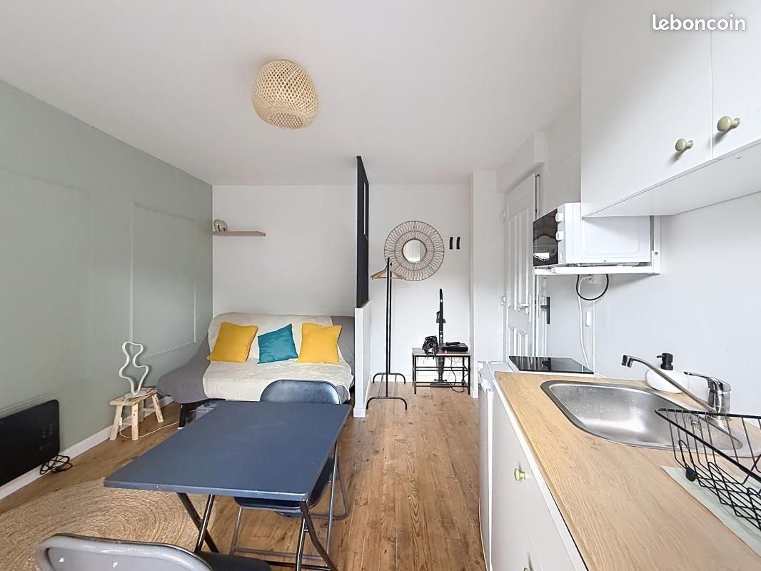 Appartement 1 pièce 17 m² · à Montbrison · 17 m² · 390 €