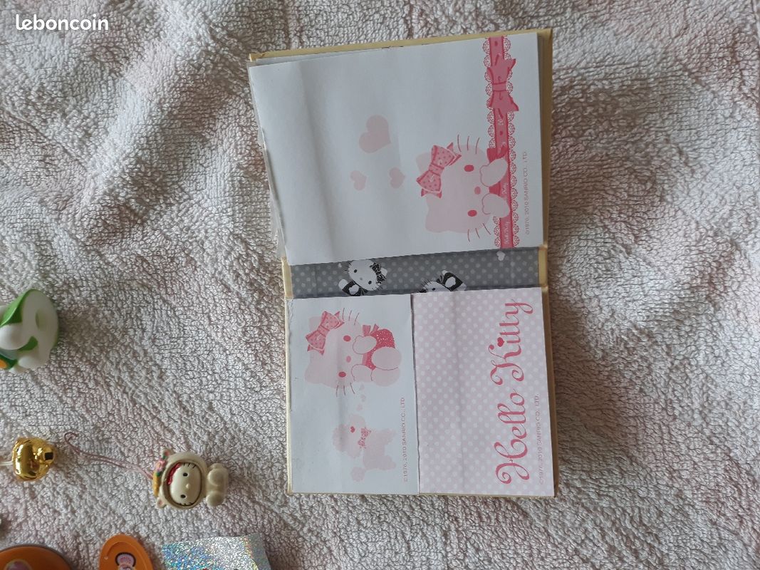 Lot de jouets Hello Kitty (image 2)