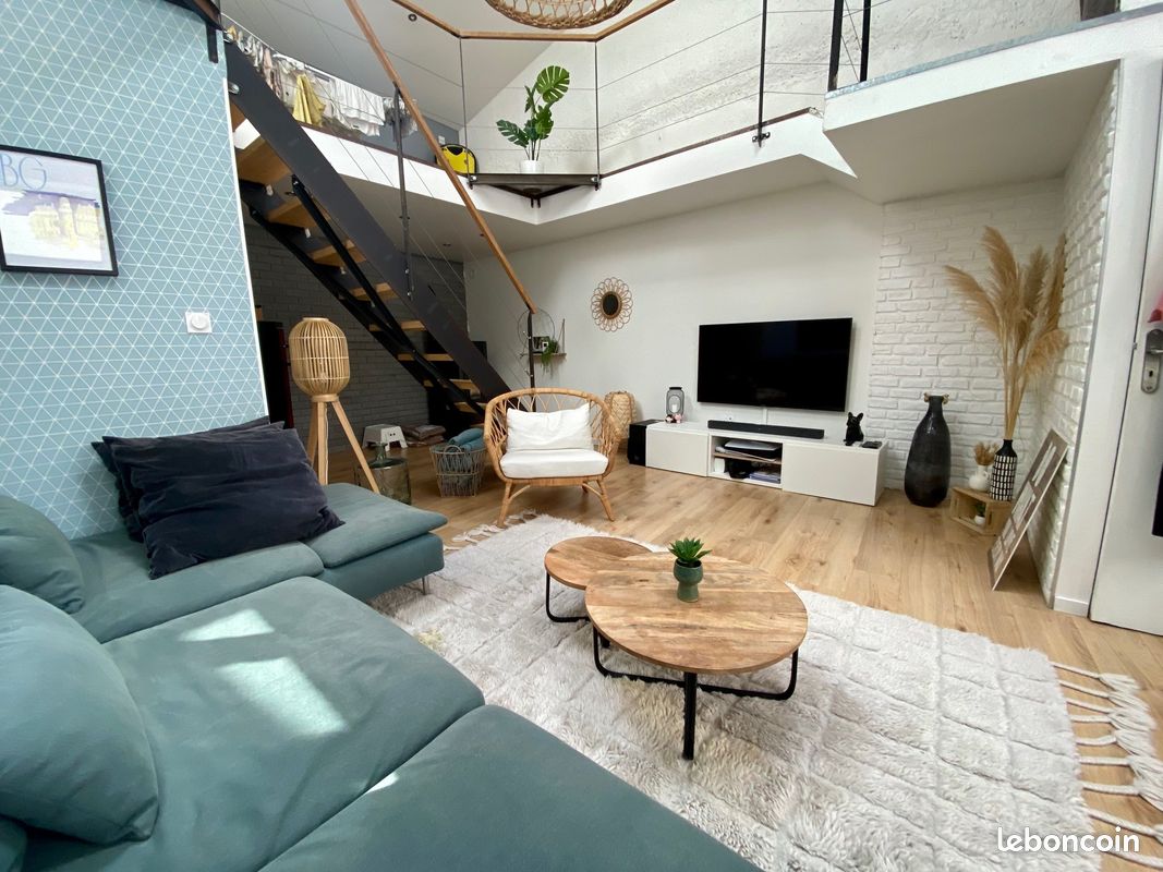 Maison 3 pièces 98 m² · à Clermont-Ferrand · 98 m² · 1 000 €
